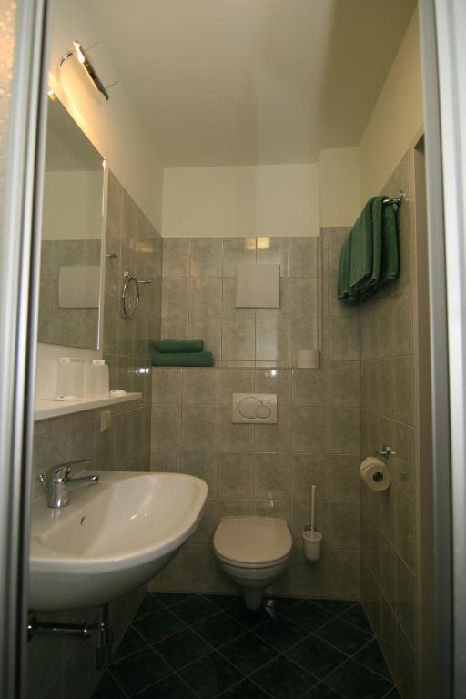 Pension Kasper Vienna Room photo